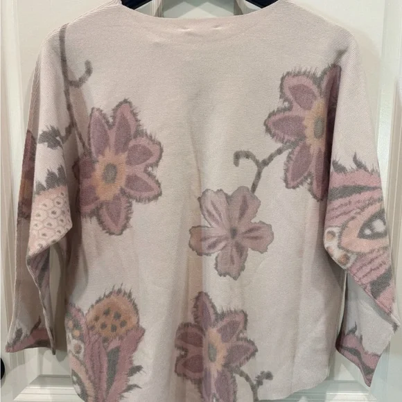 BNWT Sioni Crewneck Floral Sweater Medium $118 - Picture 9 of 12